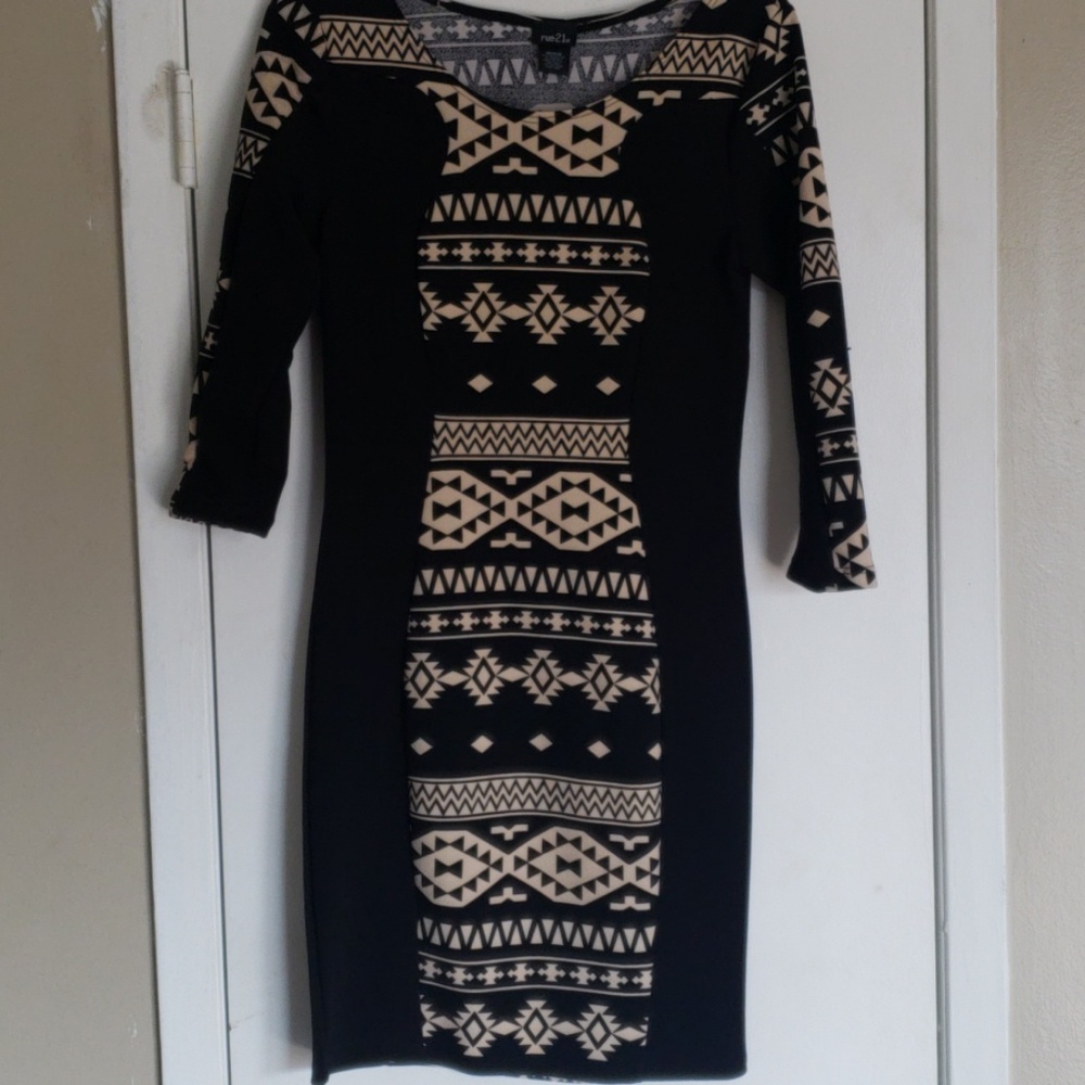 3/4 sleeve midi dress